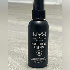 NYX Matte Setting Spray